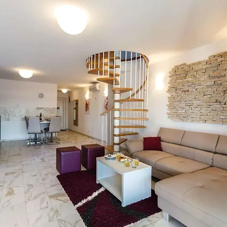 11 Apartmán